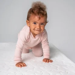 DreamWeave Breathable Crib Cover