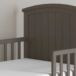 Hampton Toddler Bed, Dapper Gray
