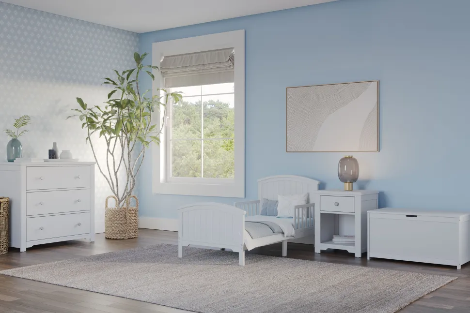 Hampton Toddler Bed, Matte White